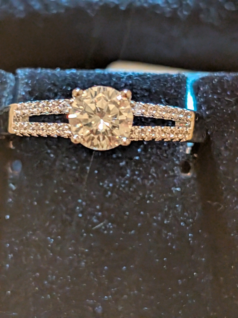 Round Solitaire Split-Shank Engagement Ring in White Gold